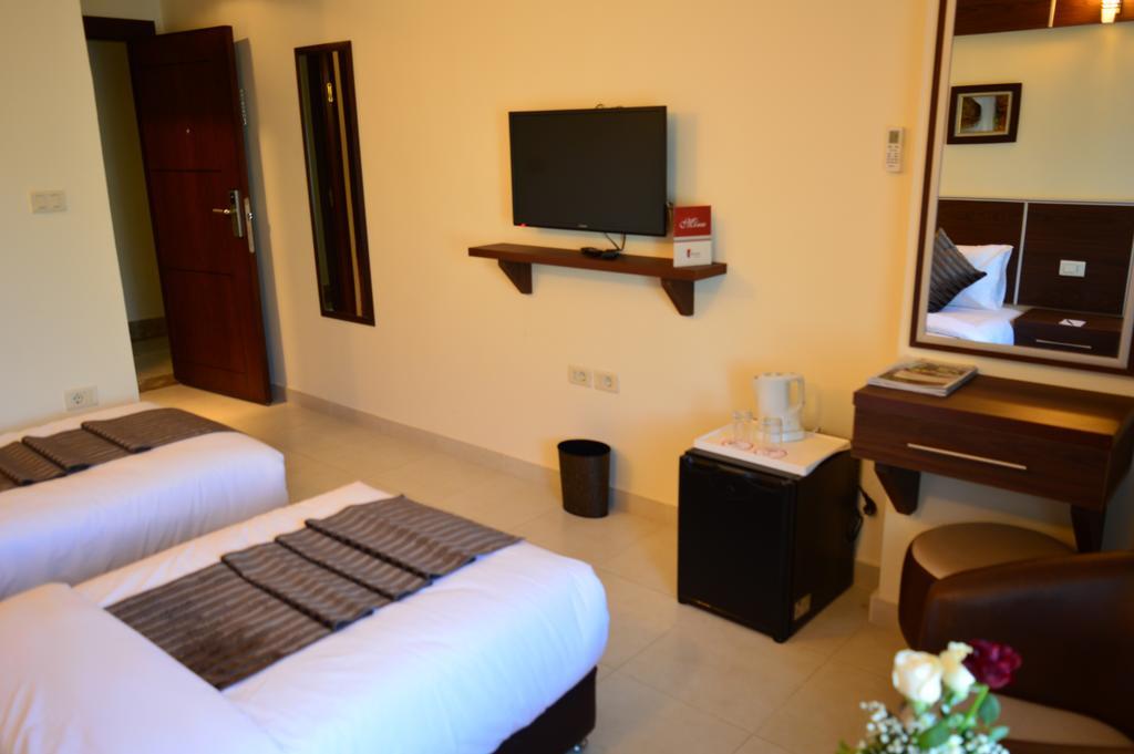 Ream Hotel Amman Rum bild