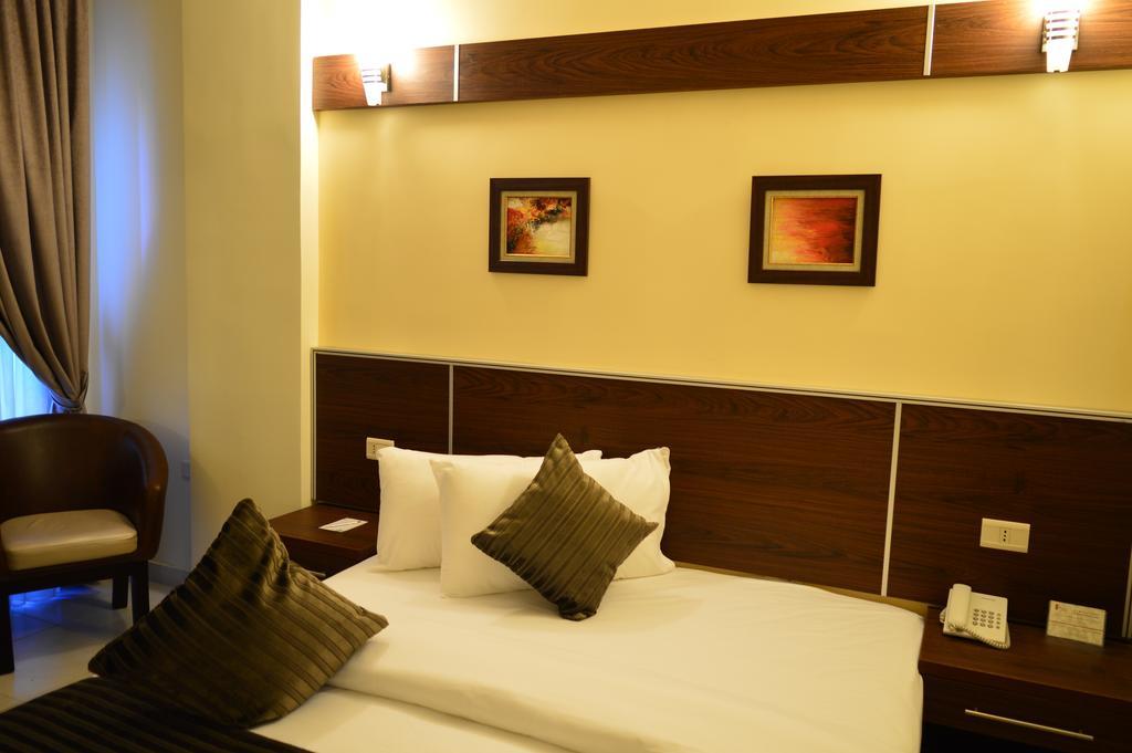 Ream Hotel Amman Rum bild